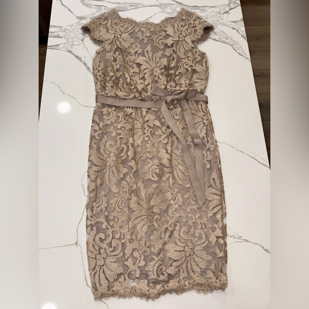 Tadashi Shoji Lace Embroidered Floral Greta Wedding Cocktail Sheath Wrap Dress - Picture 5 of 7